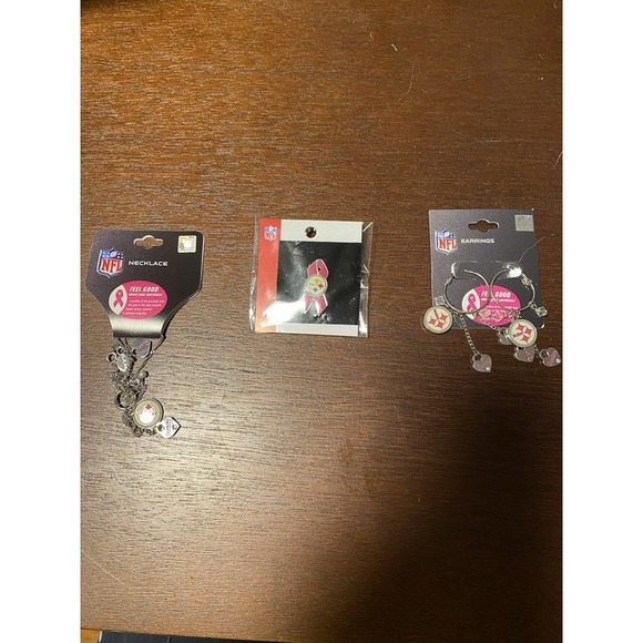 Jewelry - Pittsburgh Steelers‎ Necklace, Earrings & Cancer Awareness Pin